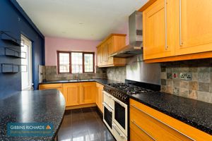 Kitchen- click for photo gallery